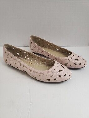 Sz 9 Adrienne Vittadini Light Pink "Charlann" Laser Cut Detail Ballet Flats